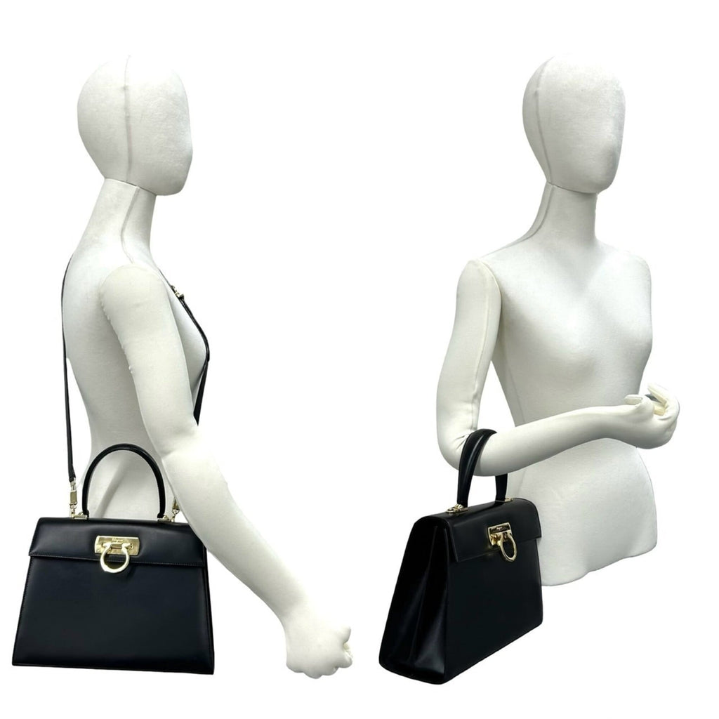 Salvatore Ferragamo Leather Handbag Shoulder Bag (Pre-Owned)