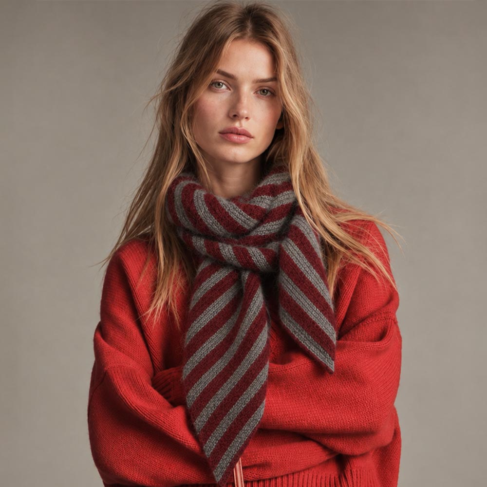 Long Diagonal Taoered Ends Striped Scarf