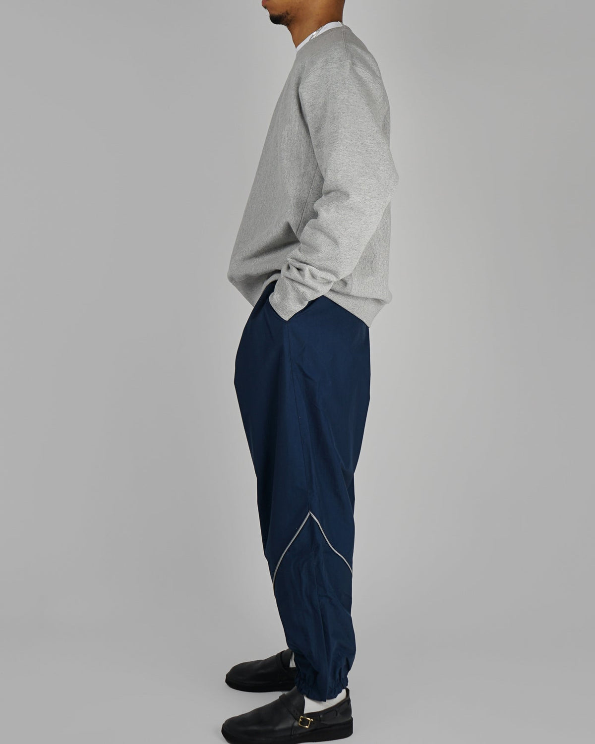 Men's Middle English Black