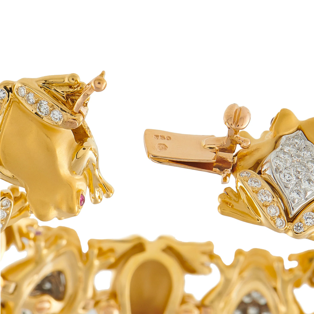 Carrera y Carrera 18K Yellow Gold 3.25ct Diamond Frog Bracelet CC09-100226