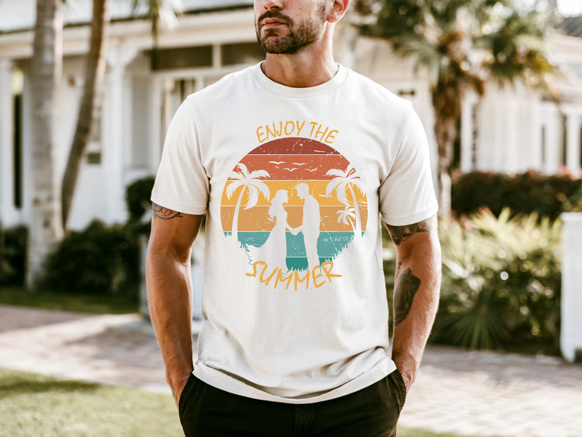 Couple On Vacation Men's Sports Trendy T-shirt