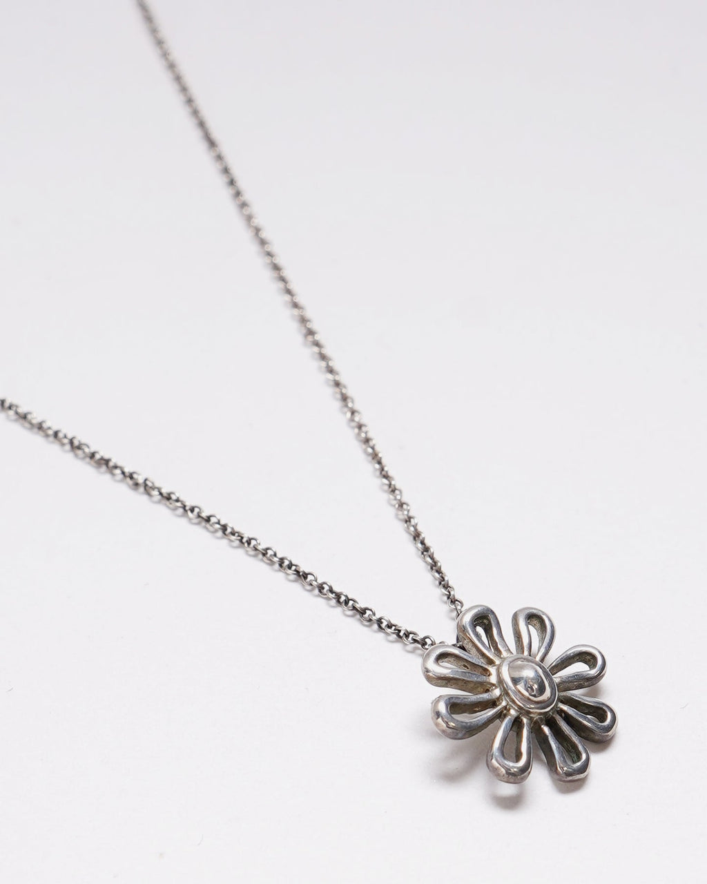 Silver Daisy Flower Necklace