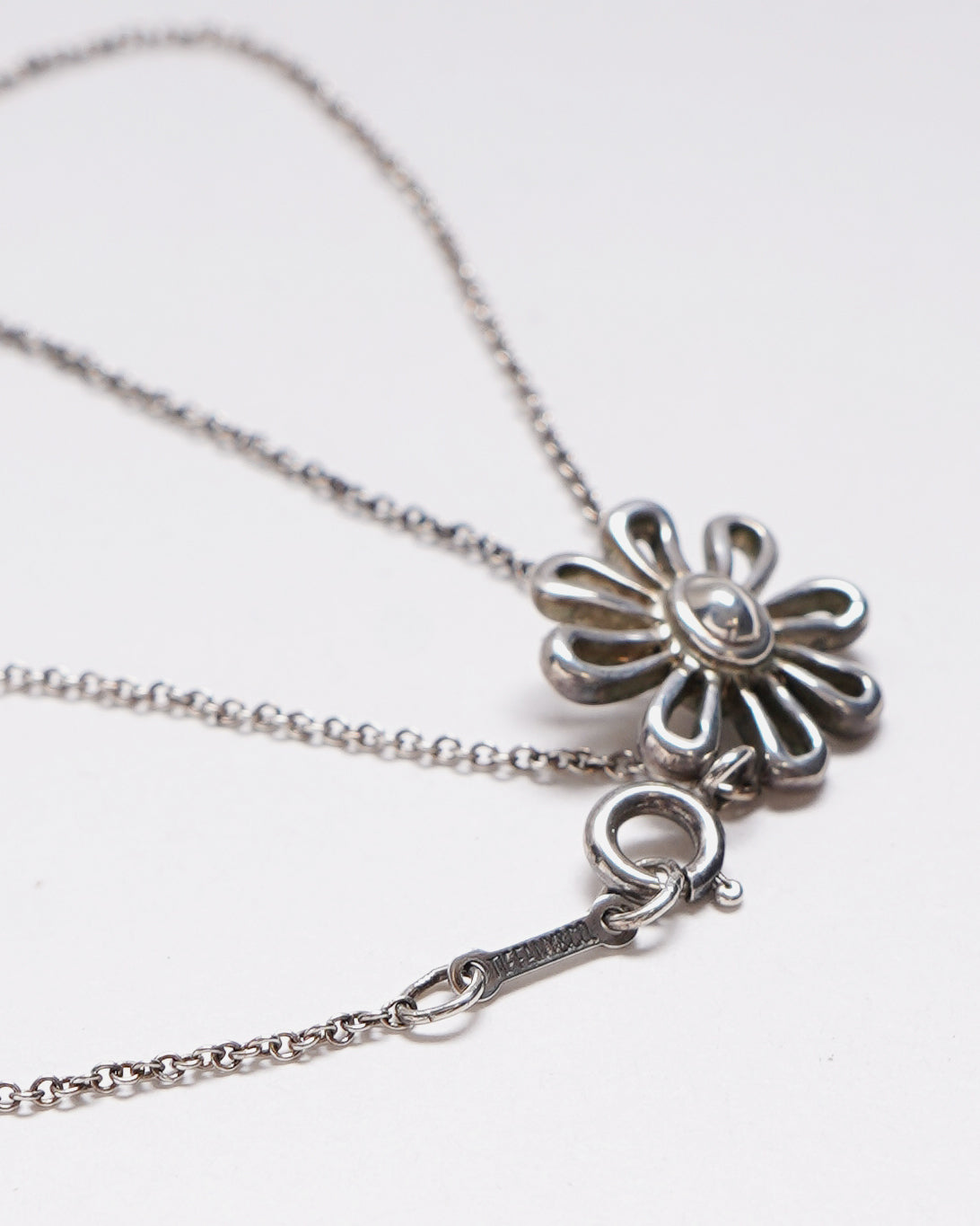 Silver Daisy Flower Necklace