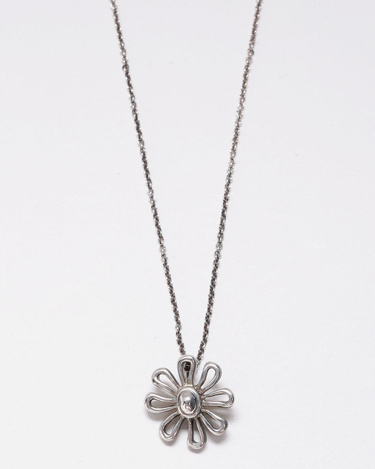 Silver Daisy Flower Necklace
