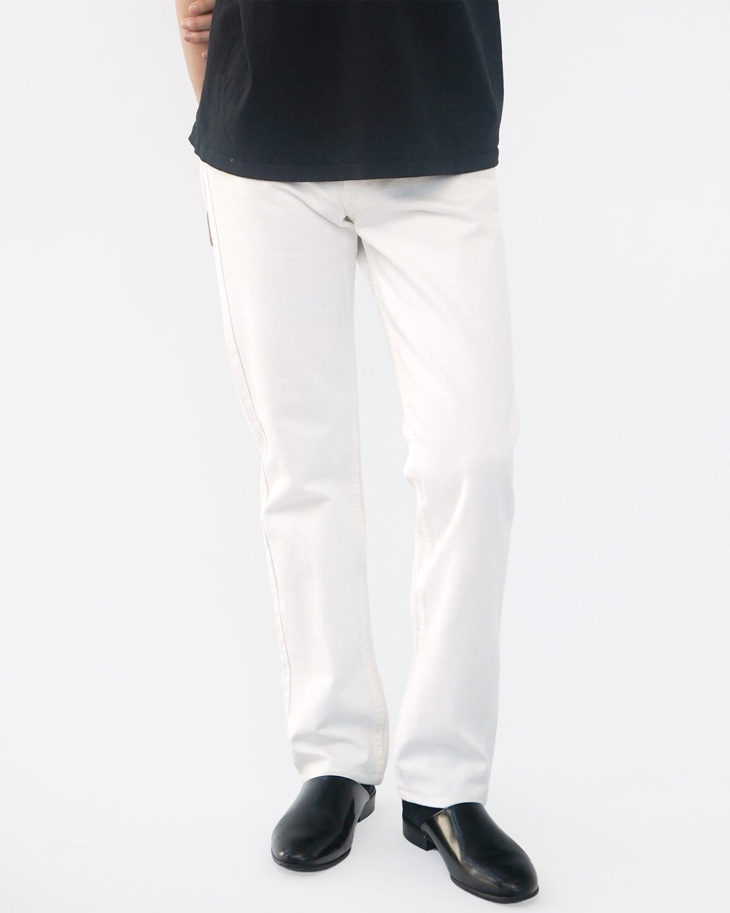 505 Tapered Fit White Denim Pants / size: 31