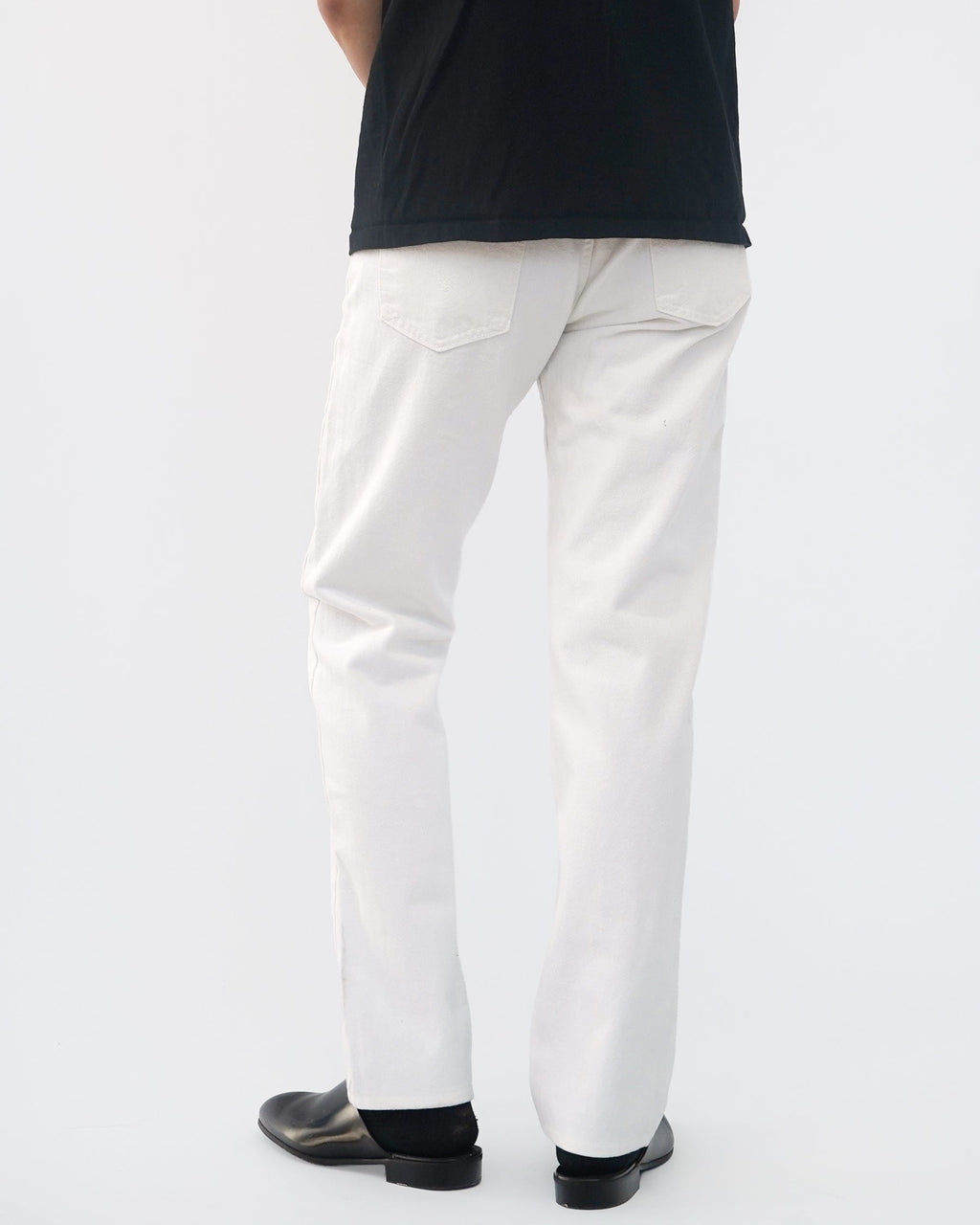 505 Tapered Fit White Denim Pants / size: 31