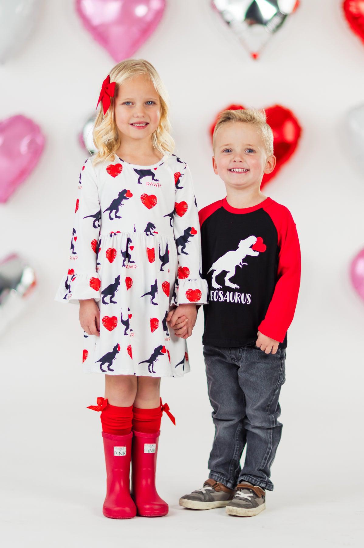 "Loveosaurus" Shirt