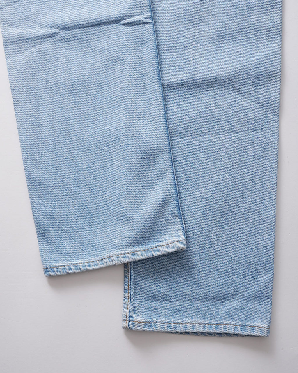501 Straight Fit Denim Pants / size: 28