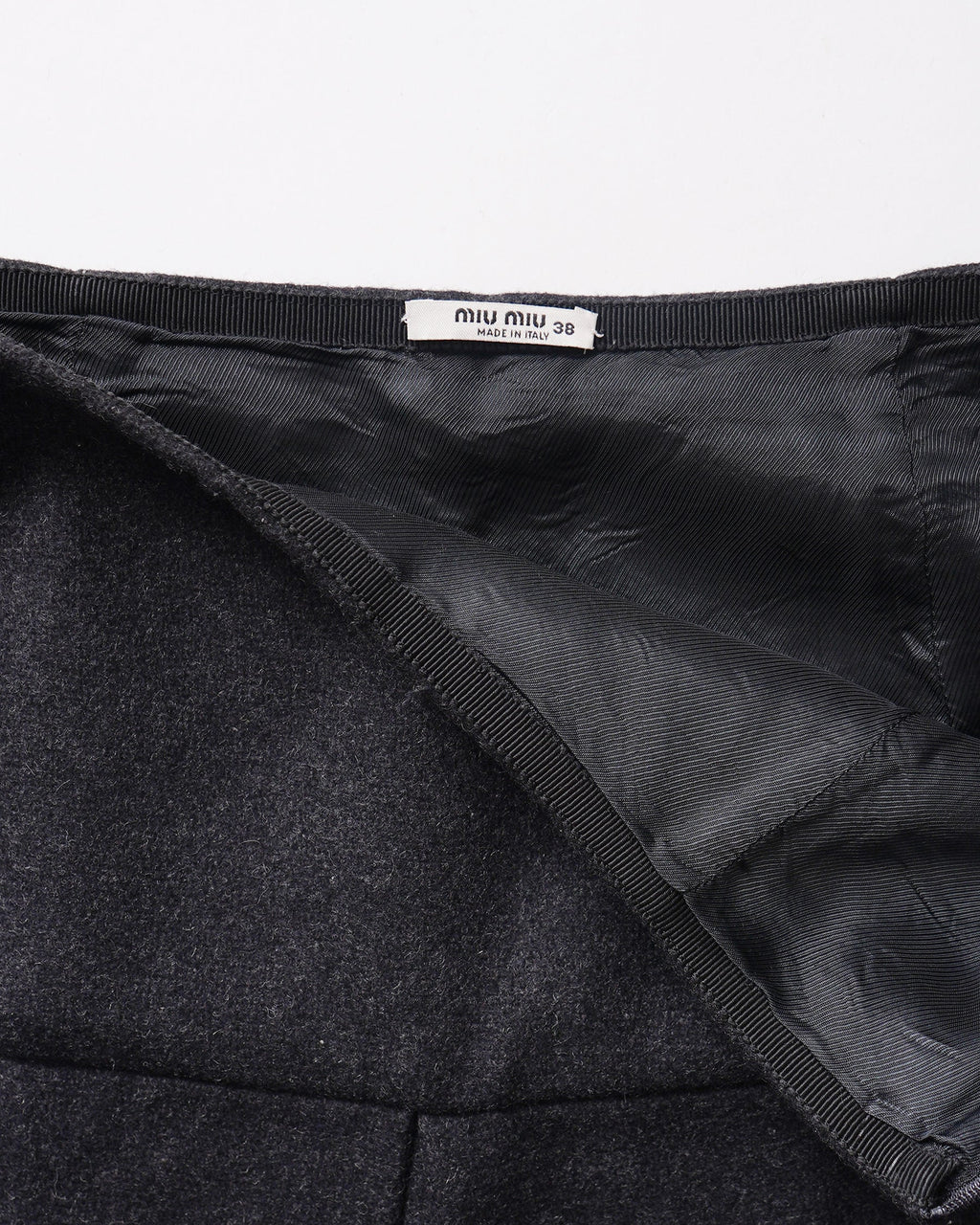 Trapezoid Skirt / Size: W26