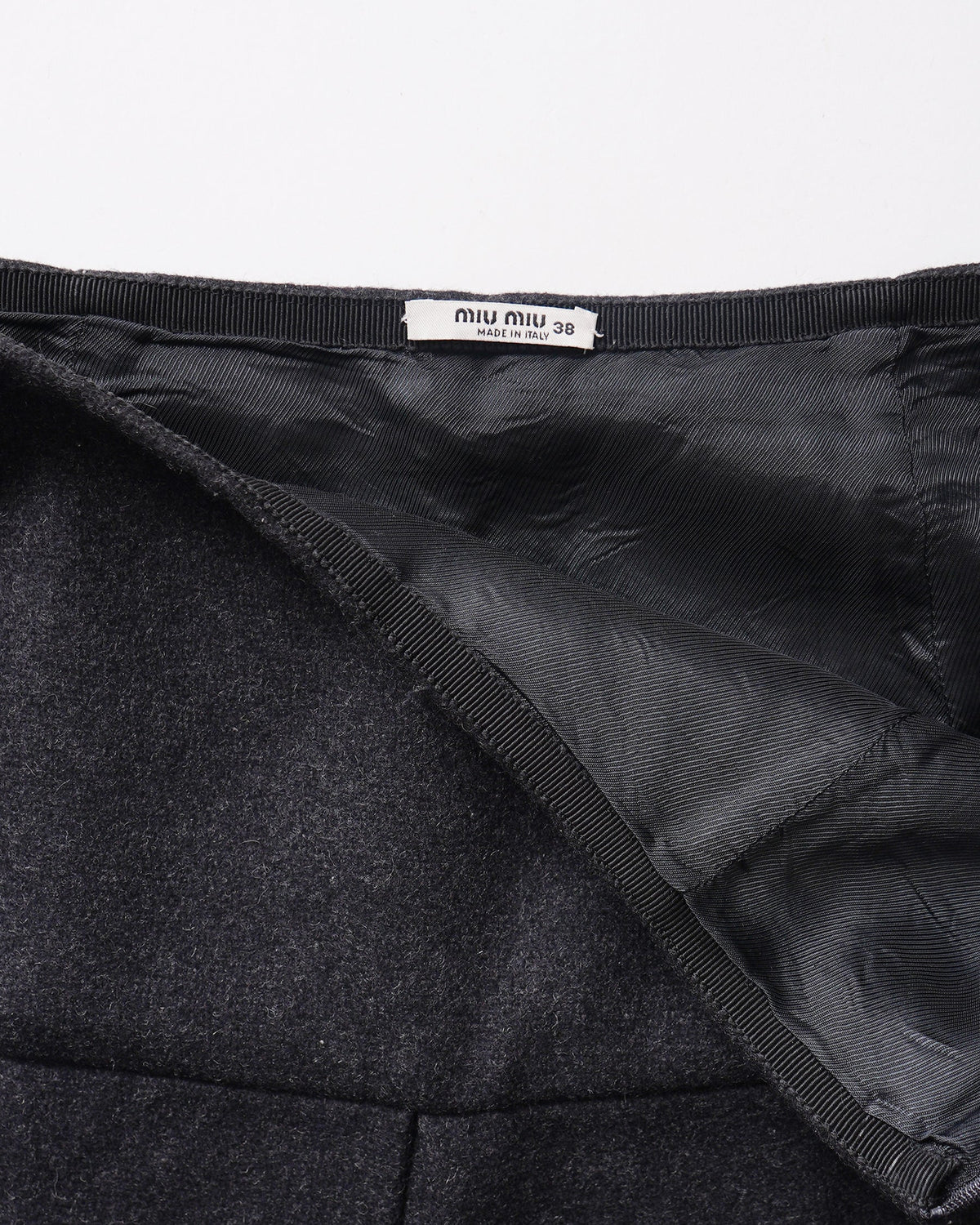 Trapezoid Skirt / Size: W26