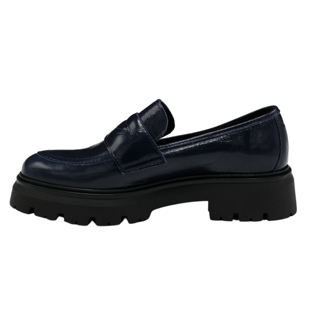 Nina Loafer