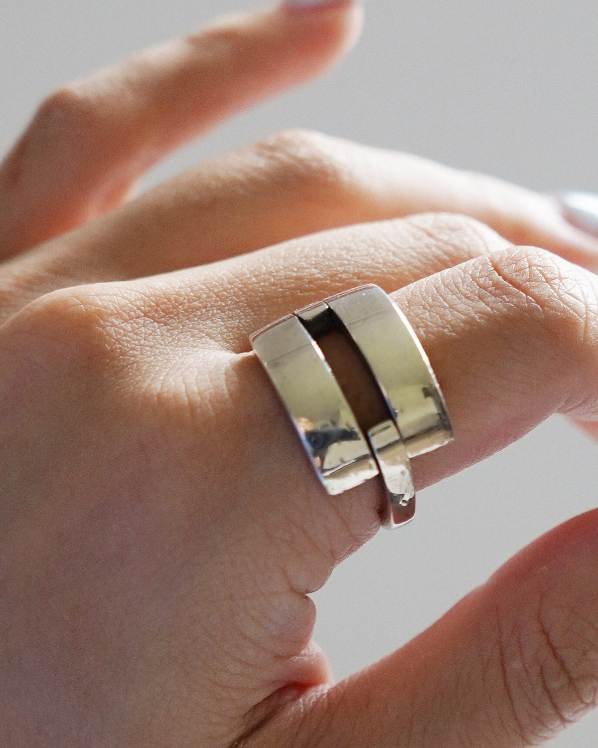 Silver Ring / Size: 7.5