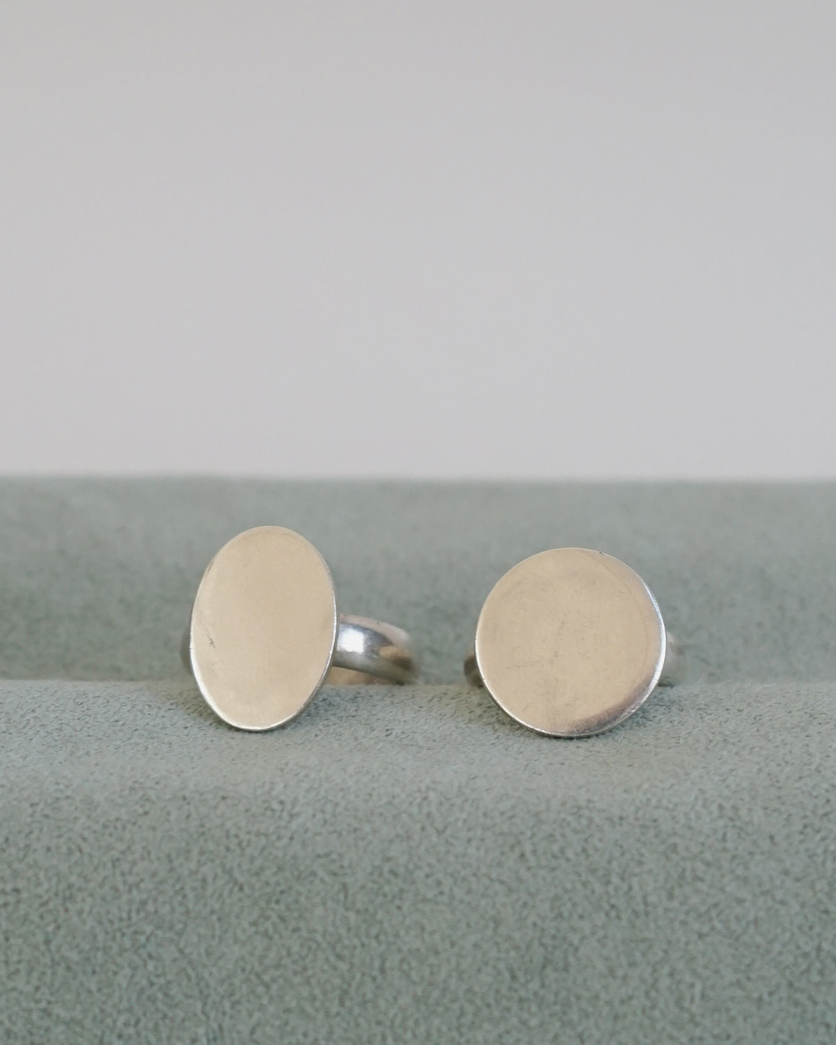 Silver Ring / size: 10