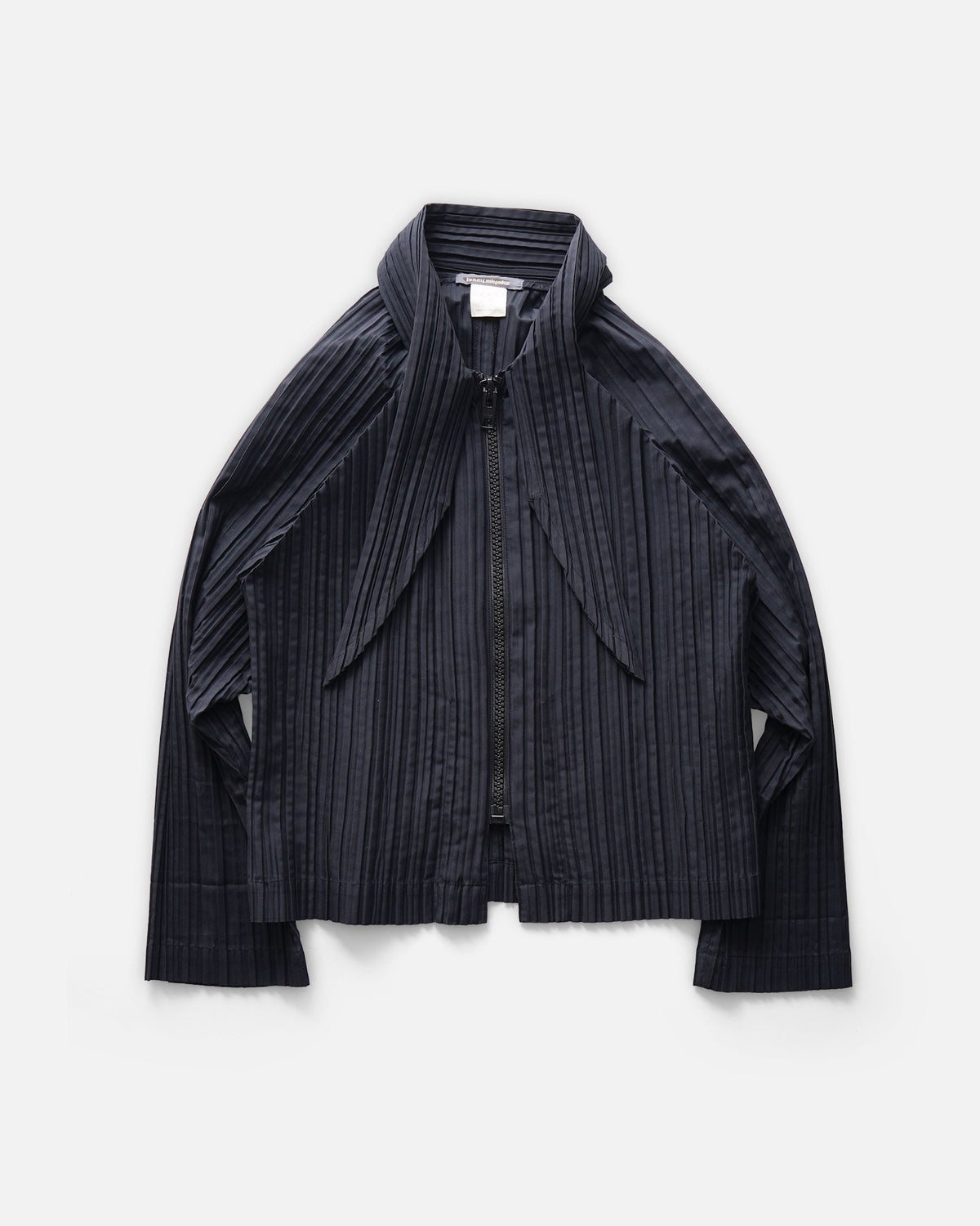 Bow Tie Pleated Zip-Up Jacket
