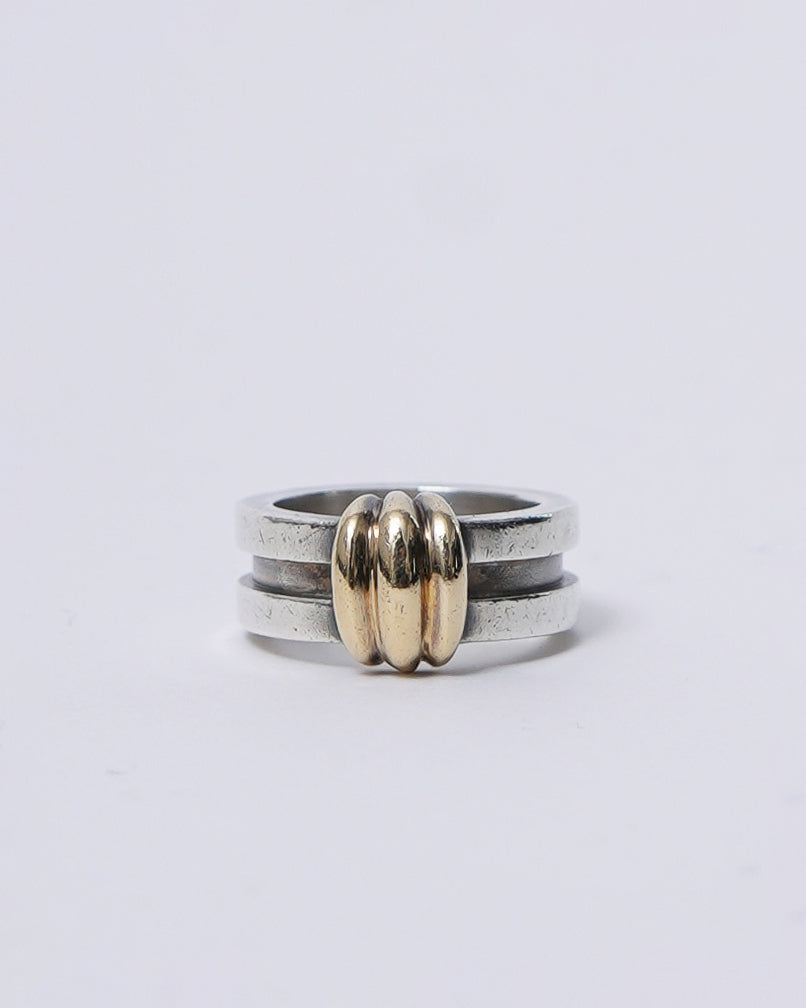 Silver x 18k Gold Grooved Ring / Size: 4.5