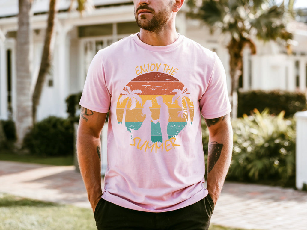 Couple On Vacation Men's Sports Trendy T-shirt