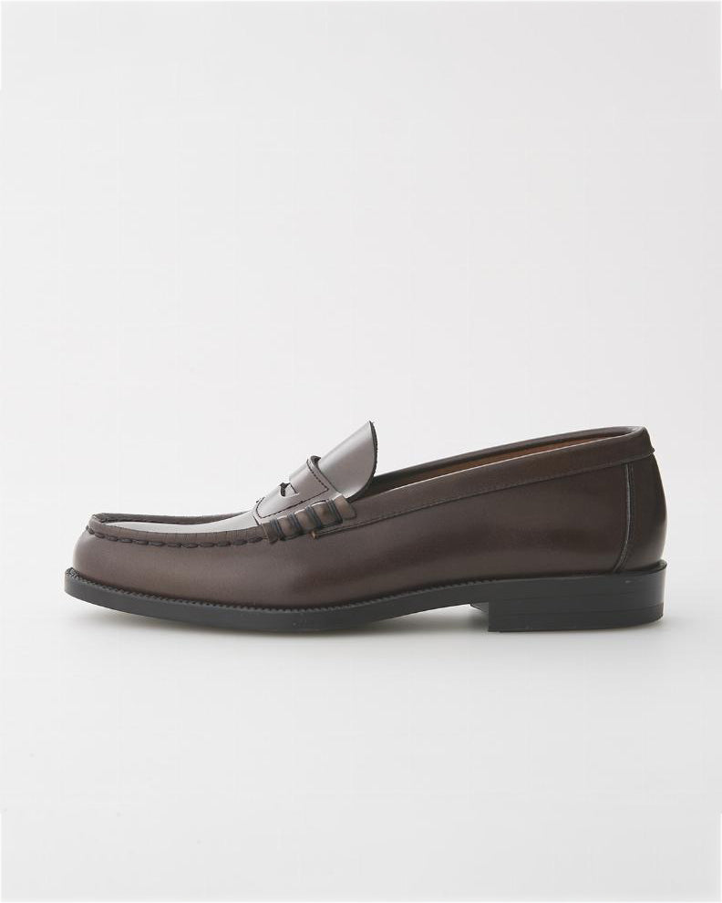 Leather 906 Loafer / Dark Brown
