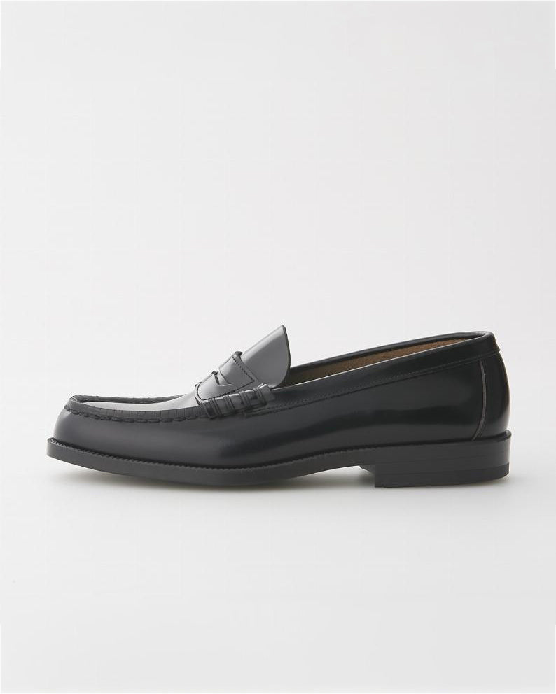 Leather 906 Loafer