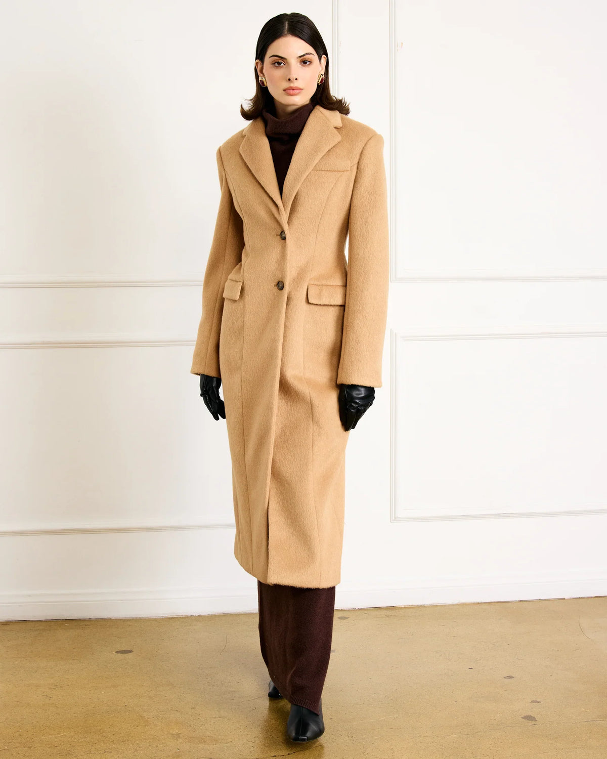 Line & Dot Mellow Coat
