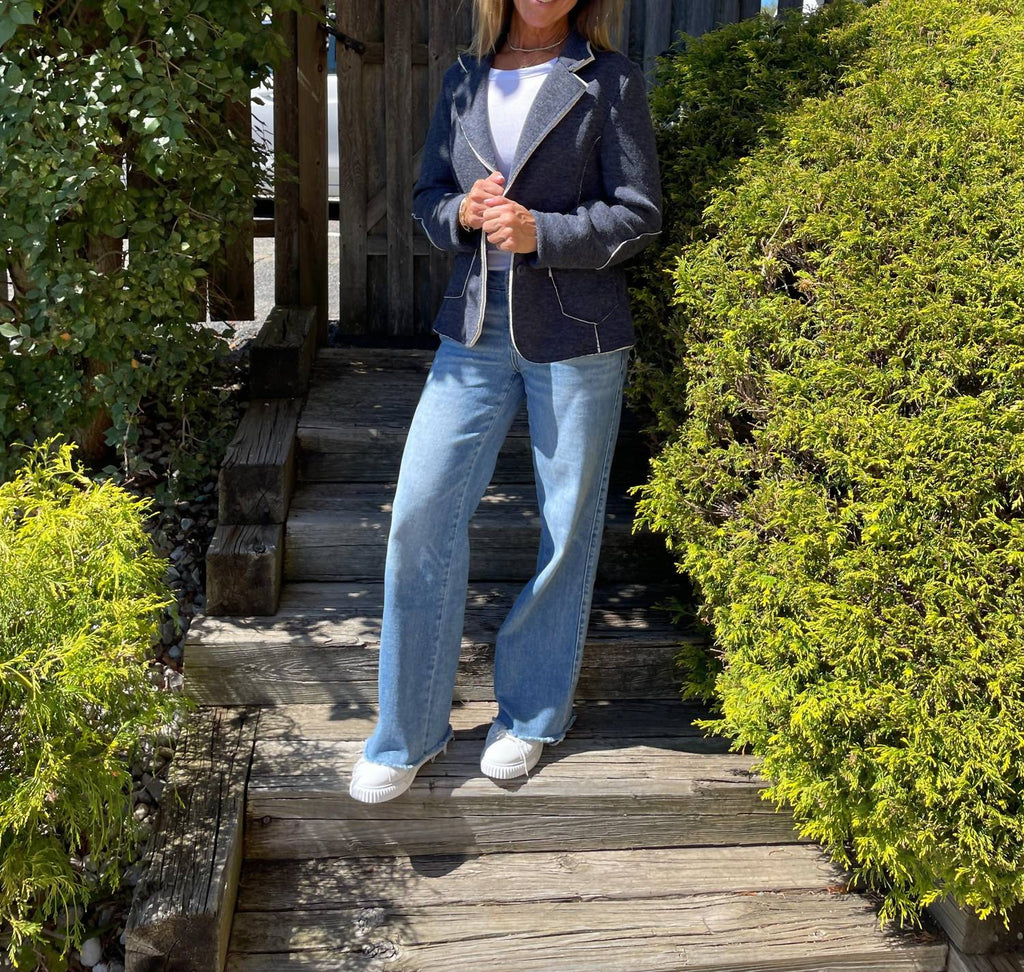 Lindz Knit Equestrian Blazer In Navy