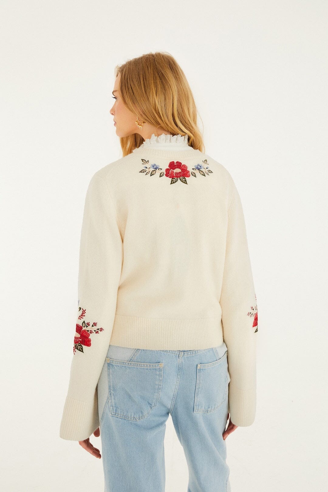 Cream Embroidered Flowers Buttoned Knit Cardigan
