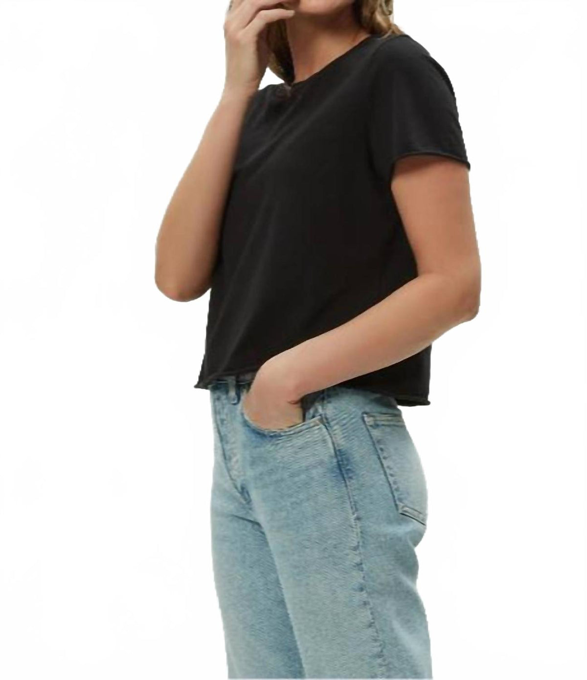 Jackie Raw Edge Short Sleeve Daily Crew Tee In Black