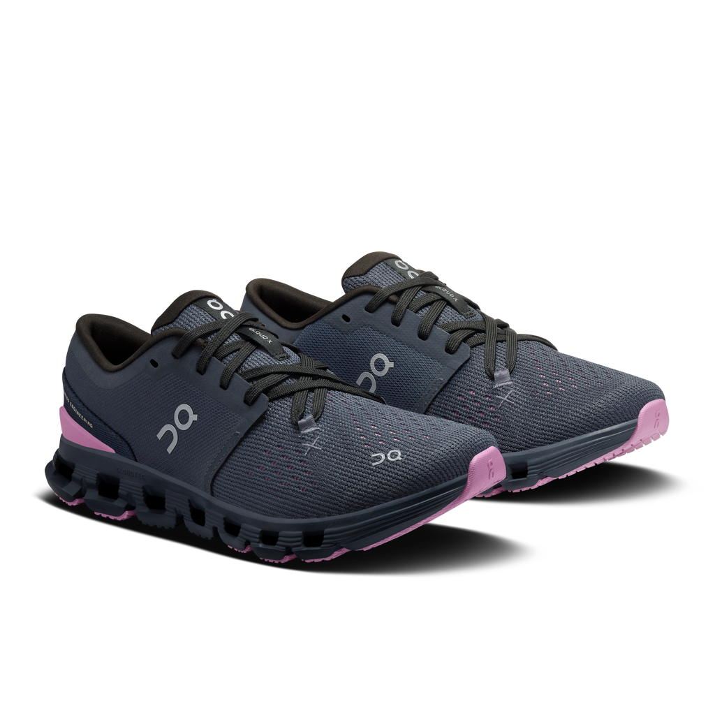 On Running Women's Cloud X 4 in Navy/Sakura