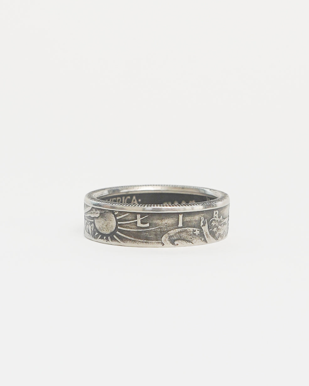 Silver USA State Coin Ring / Size: 12.5