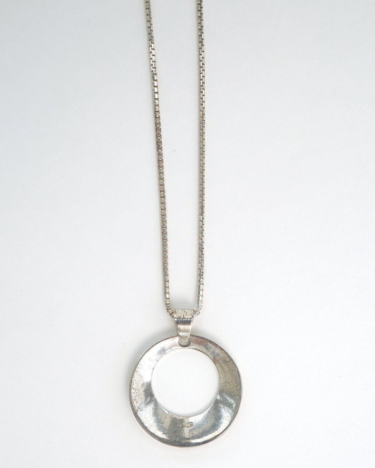 Silver Chain Necklace w/ Circle Charm