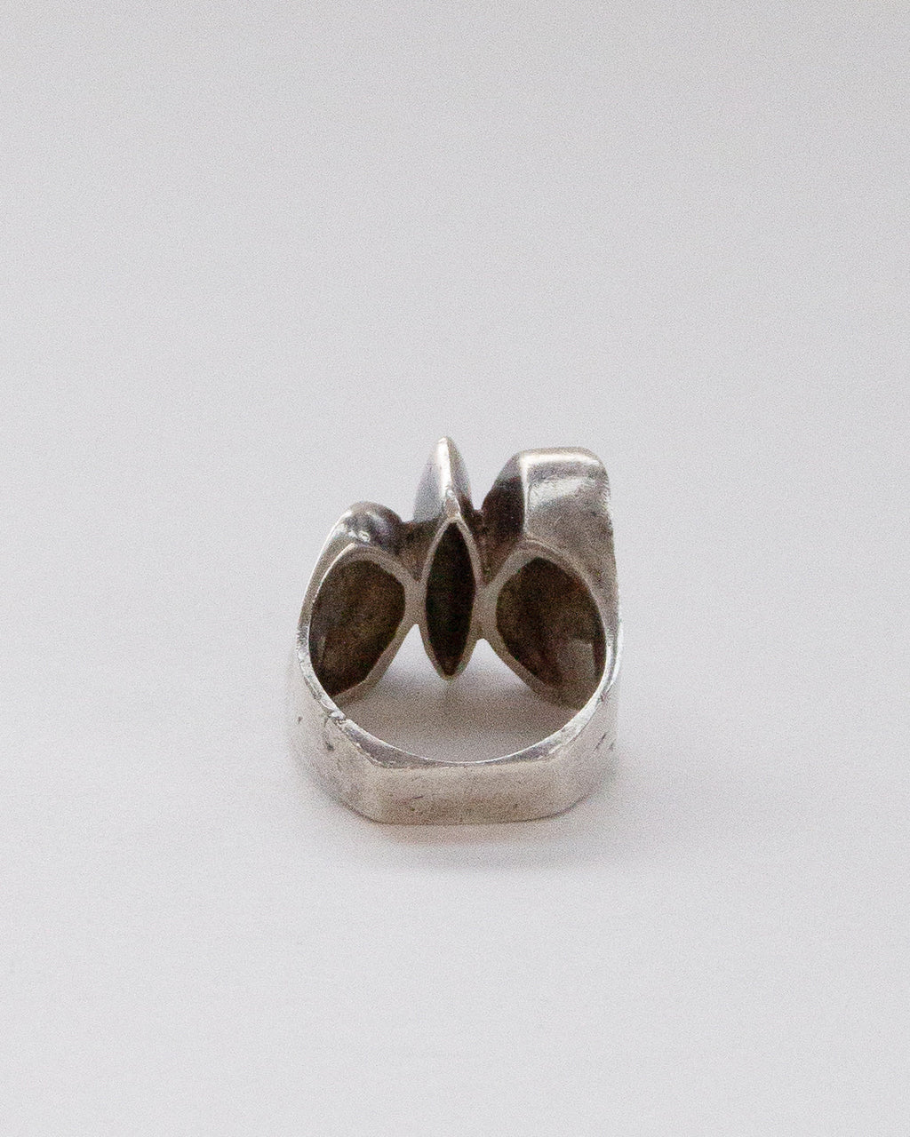 Silver Ring / Size: 6