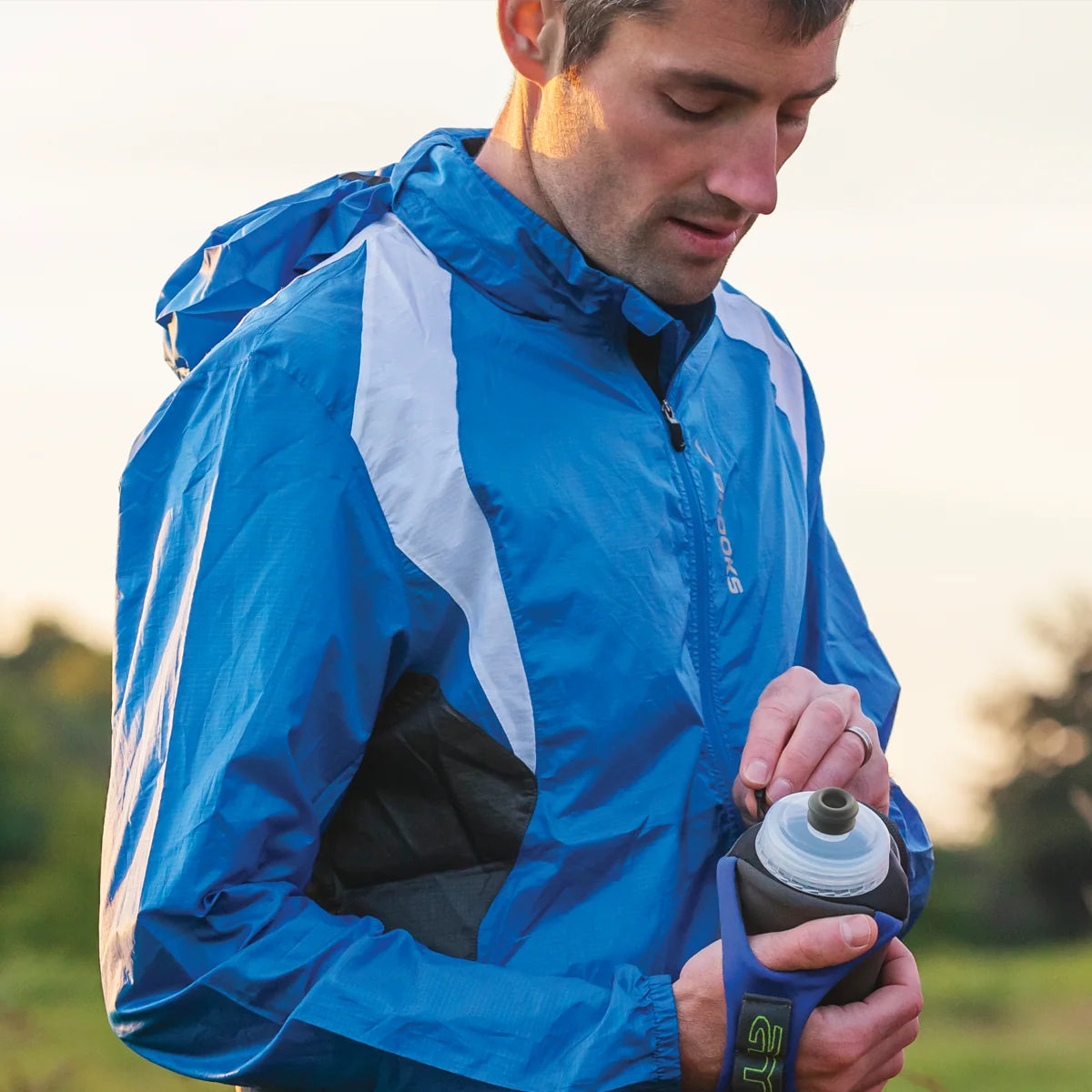 Amphipod Hydraform™ Ergo-Lite™ Ultra Handheld 12 oz