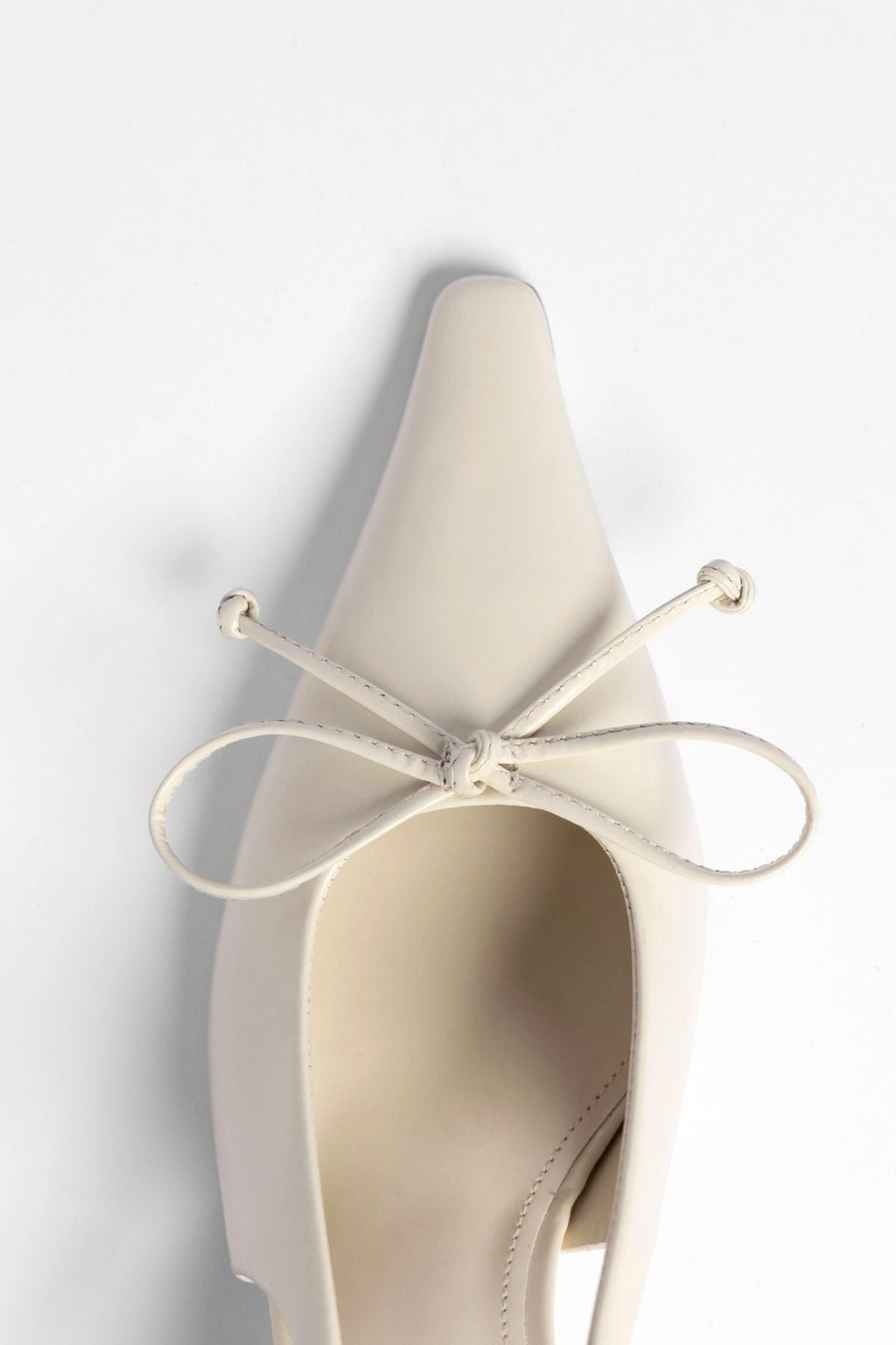 Bardot Pump Ivory Leather