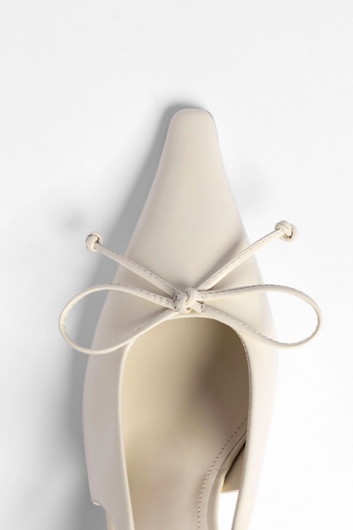 Bardot Pump Ivory Leather