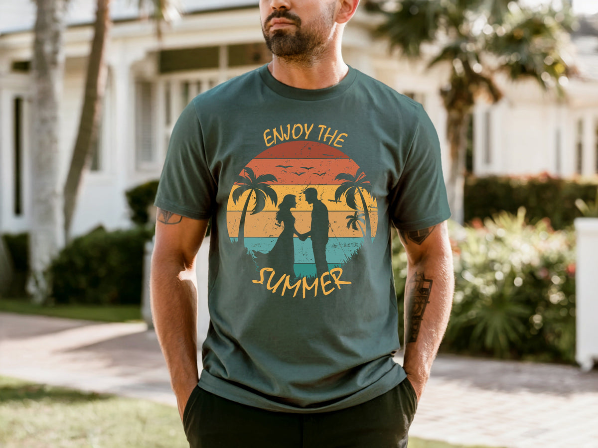 Couple On Vacation Men's Sports Trendy T-shirt