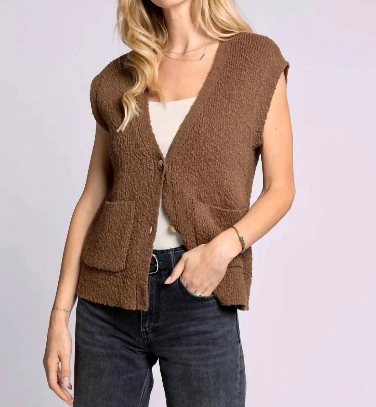 Emma Knit Vest In Coffee