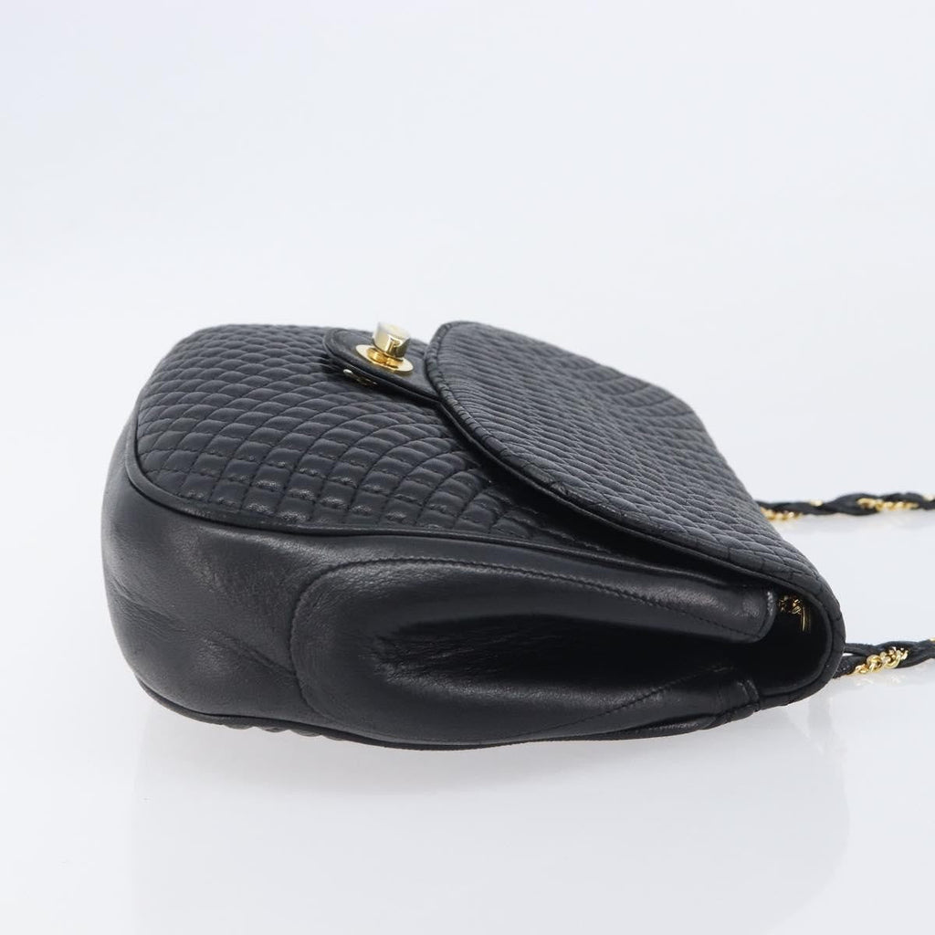 Bally Vintage Quilted Leather Leather Shoulder Bag Bag (Pre-Owned)