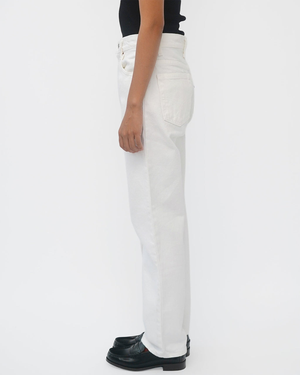 505 Tapered Fit White Denim Pants / size: 27