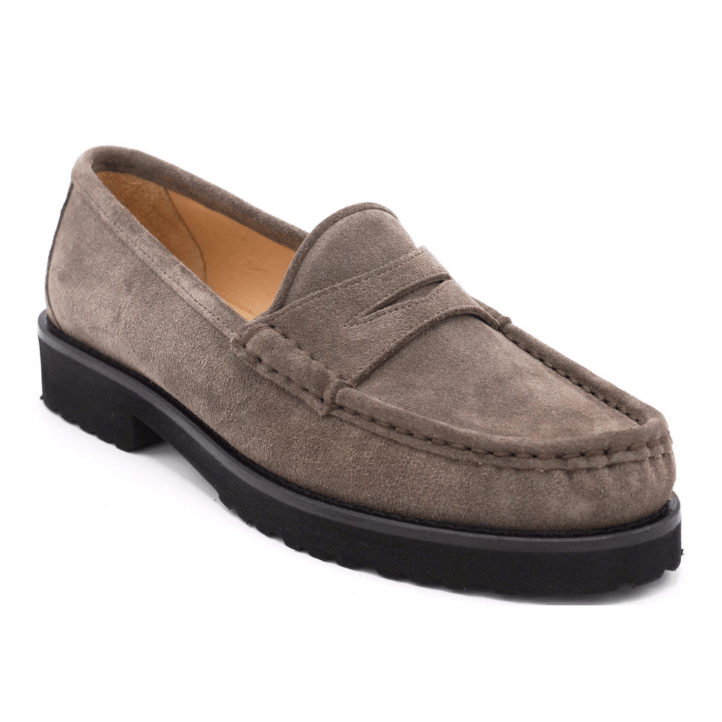 3201 Suede Loafer