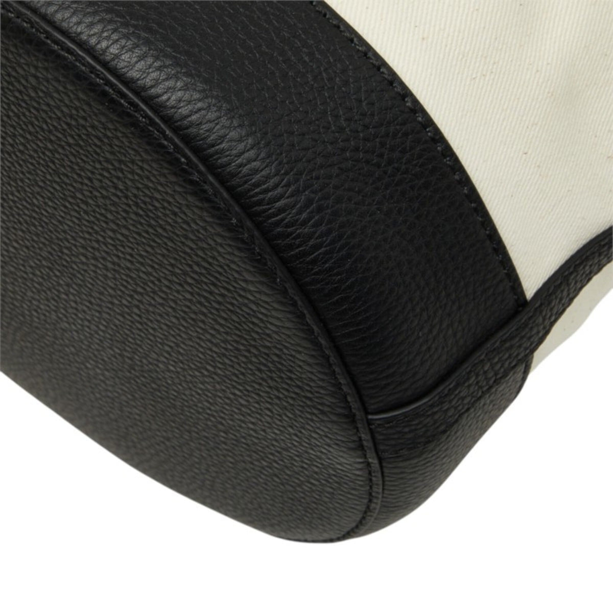 Bally  Canvas Leather Tote Bag (Pre-Owned)