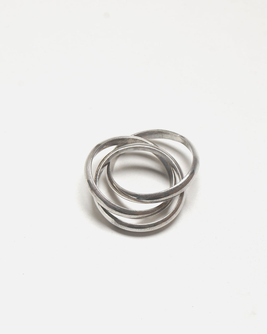 Silver Trinity Ring / Size: 5.75