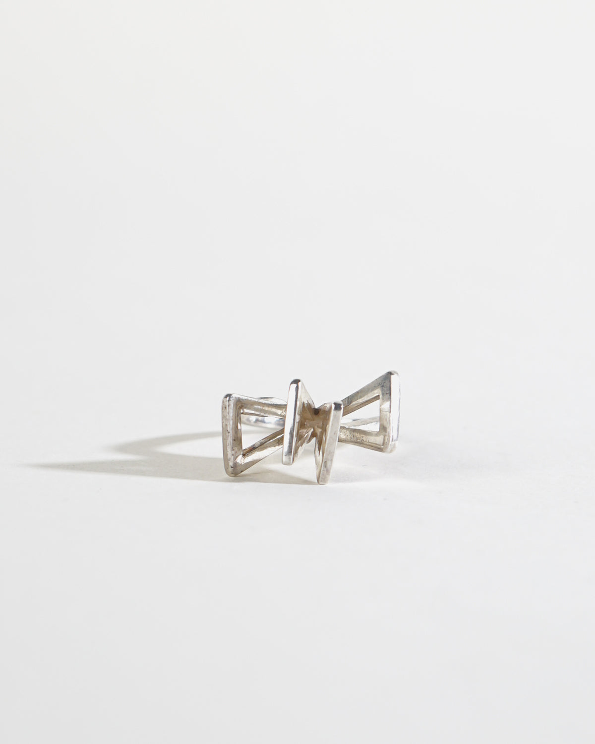 Silver Ring / Size : 7