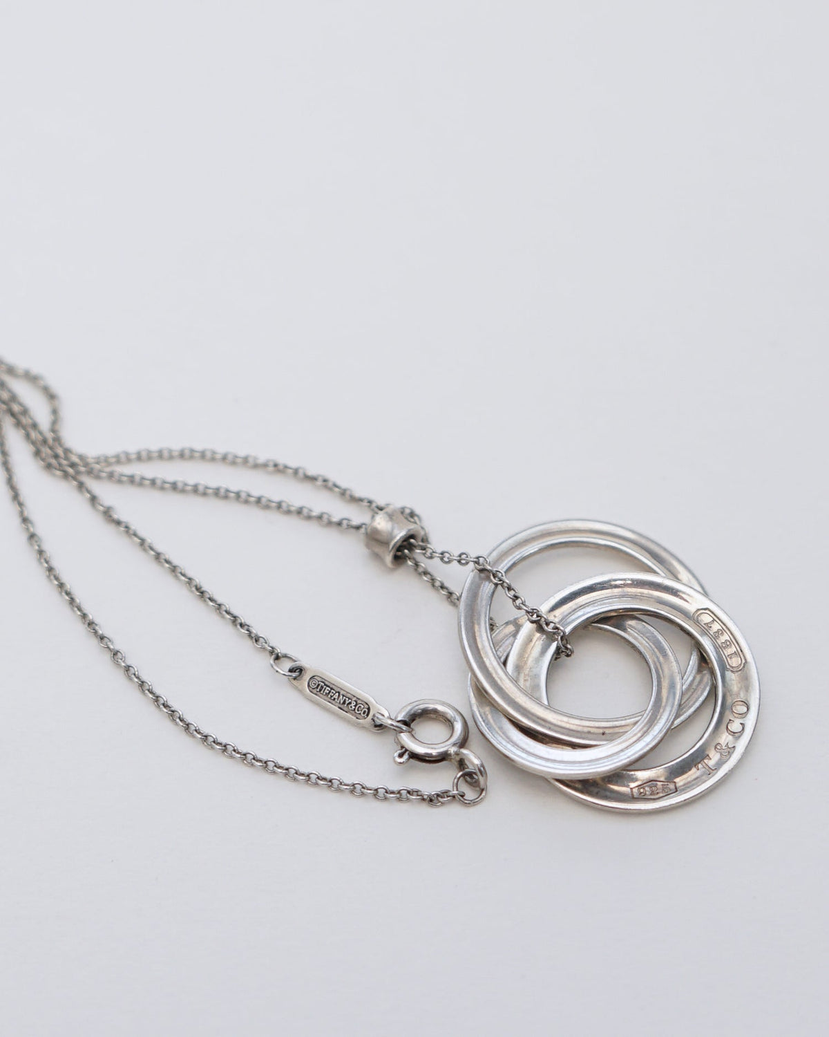 Silver Interlocking 3 Circles Necklace