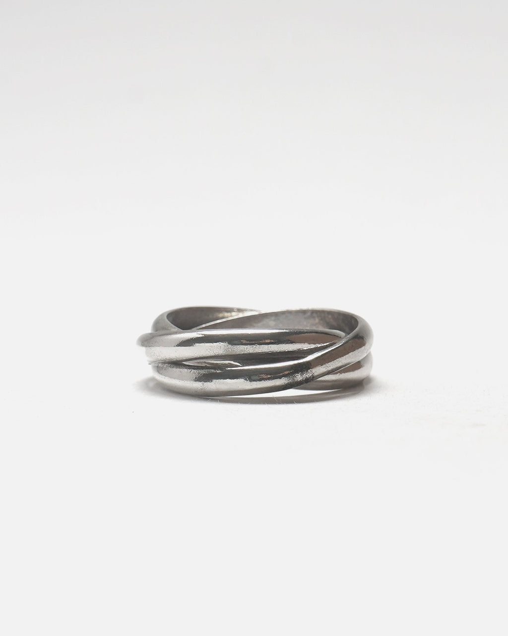 Silver Trinity Ring / Size: 5.75