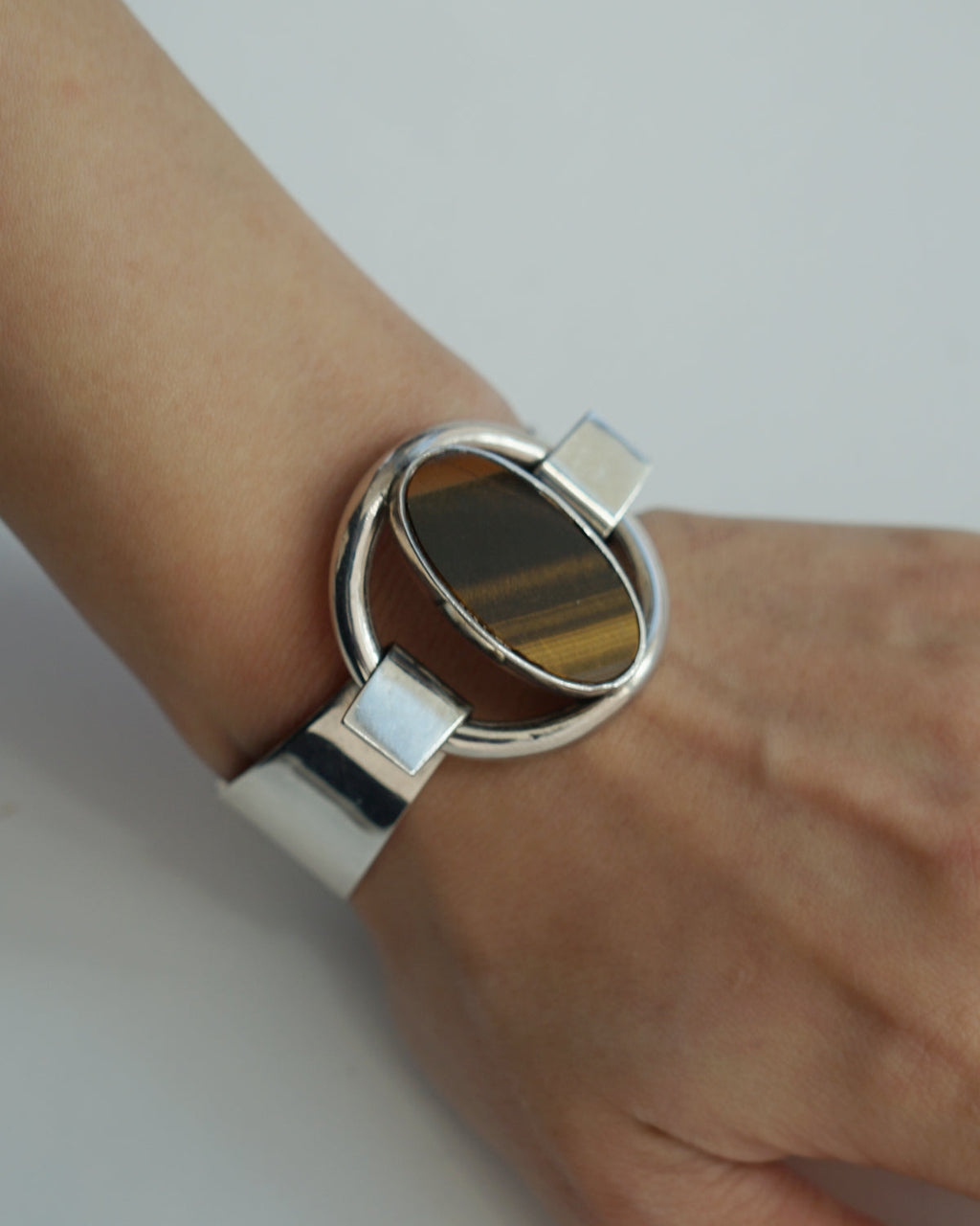 Silver Bracelet w/ Tigereye