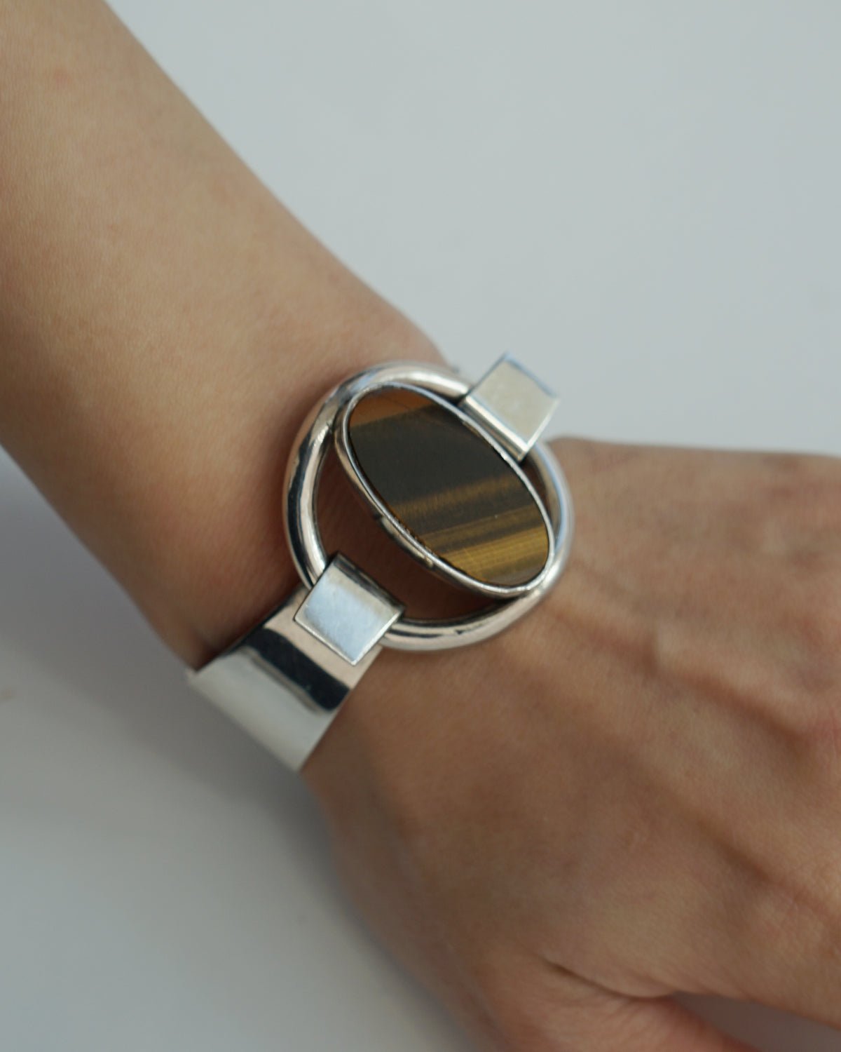 Silver Bracelet w/ Tigereye