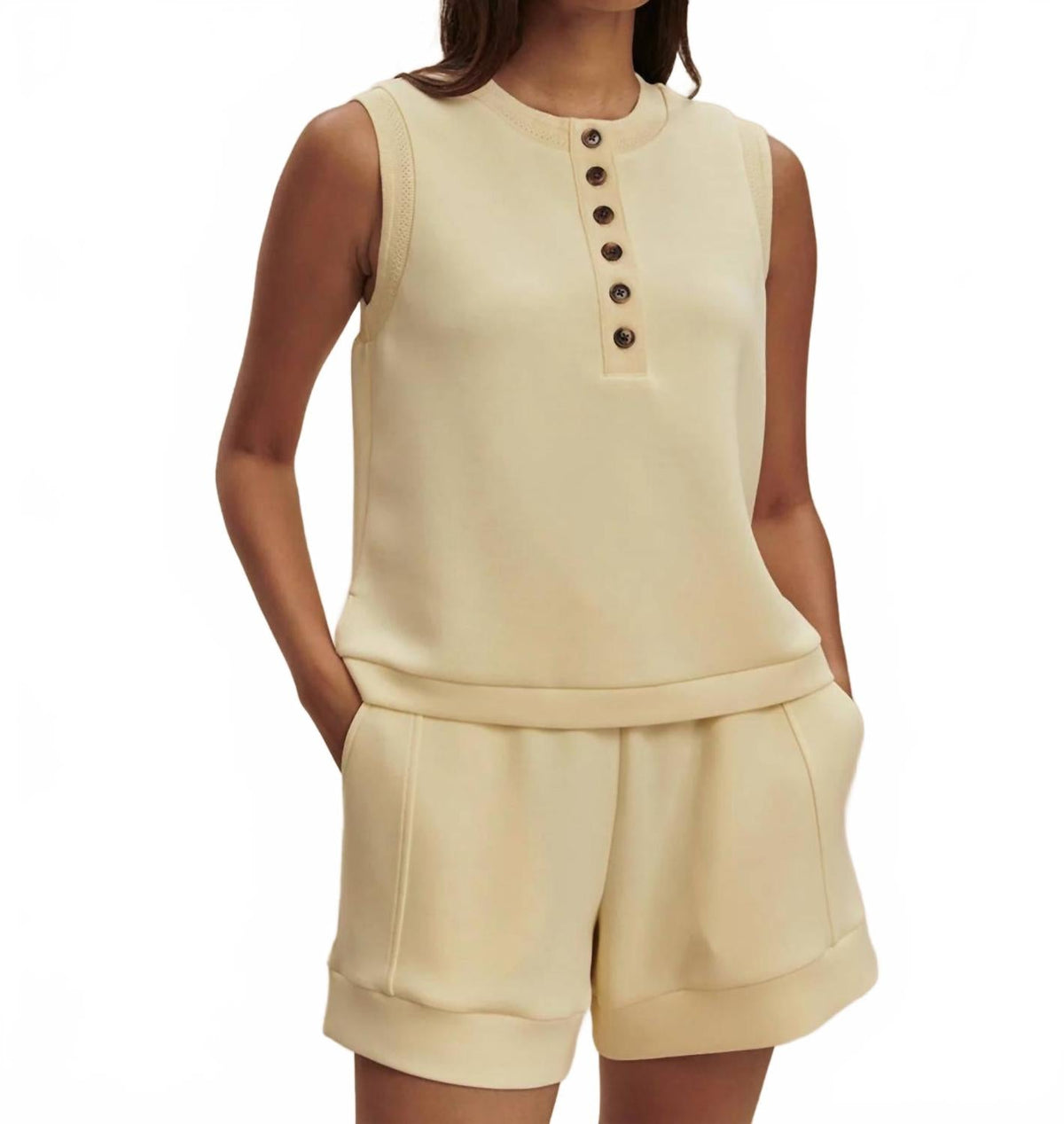 Maria Button Placket Tank Top In Anise Flower