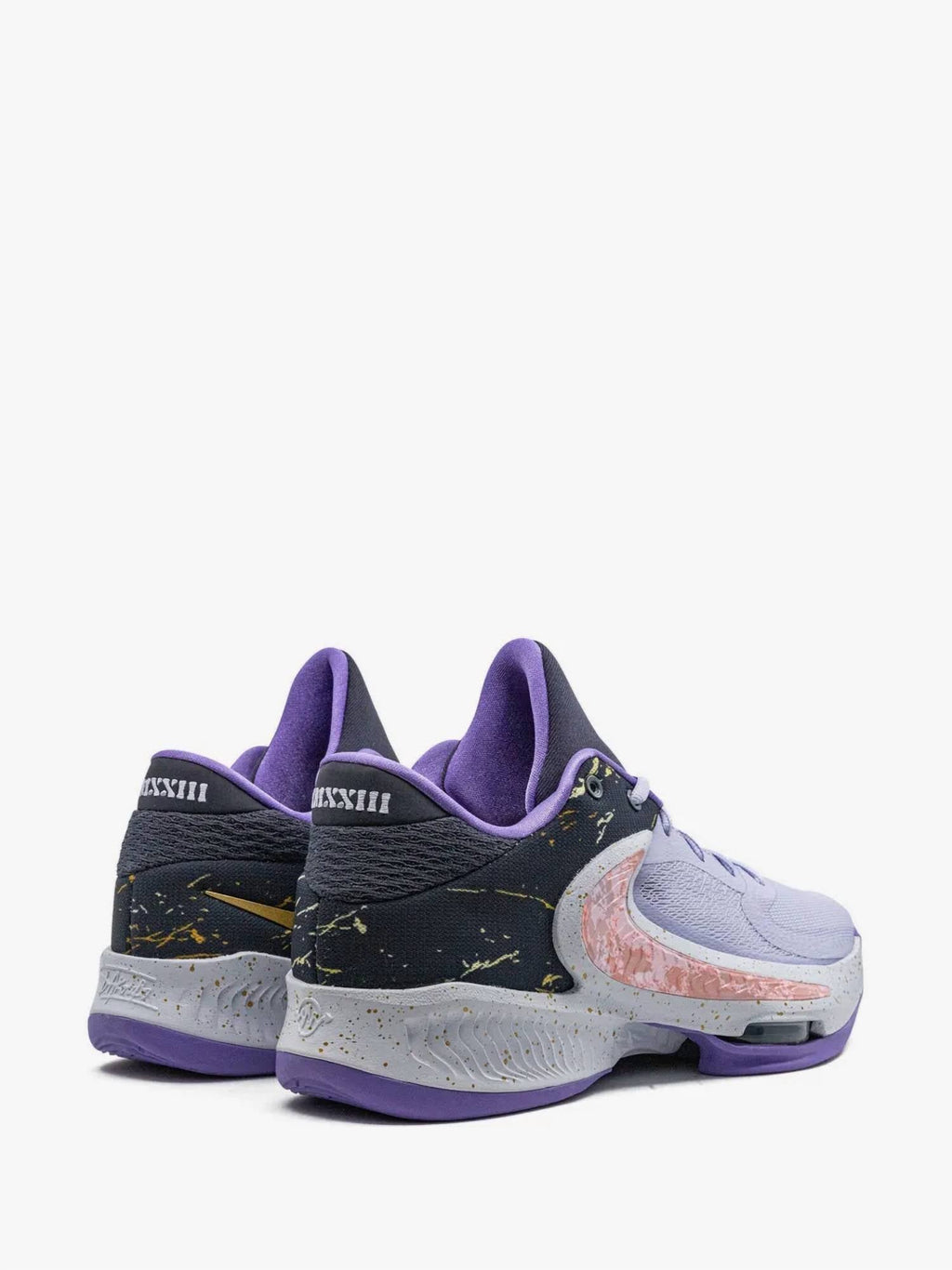 Men's Zoom Freak 4 Sneakers In All-Star