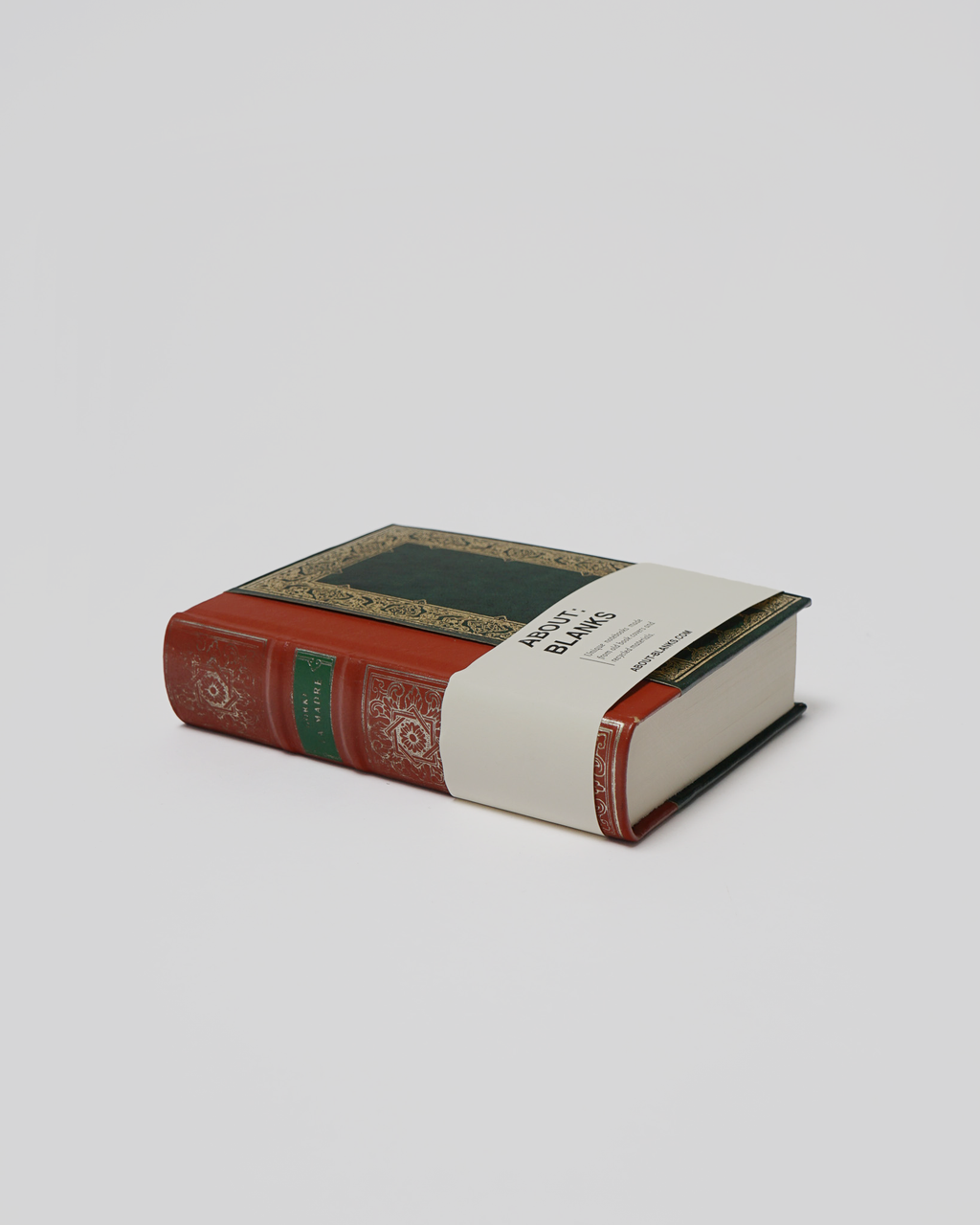 Old Book Cover Sketch-Notebook / Mystery Edition