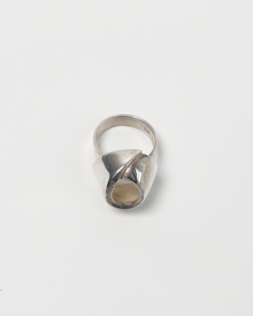 Silver Ring / size: 6