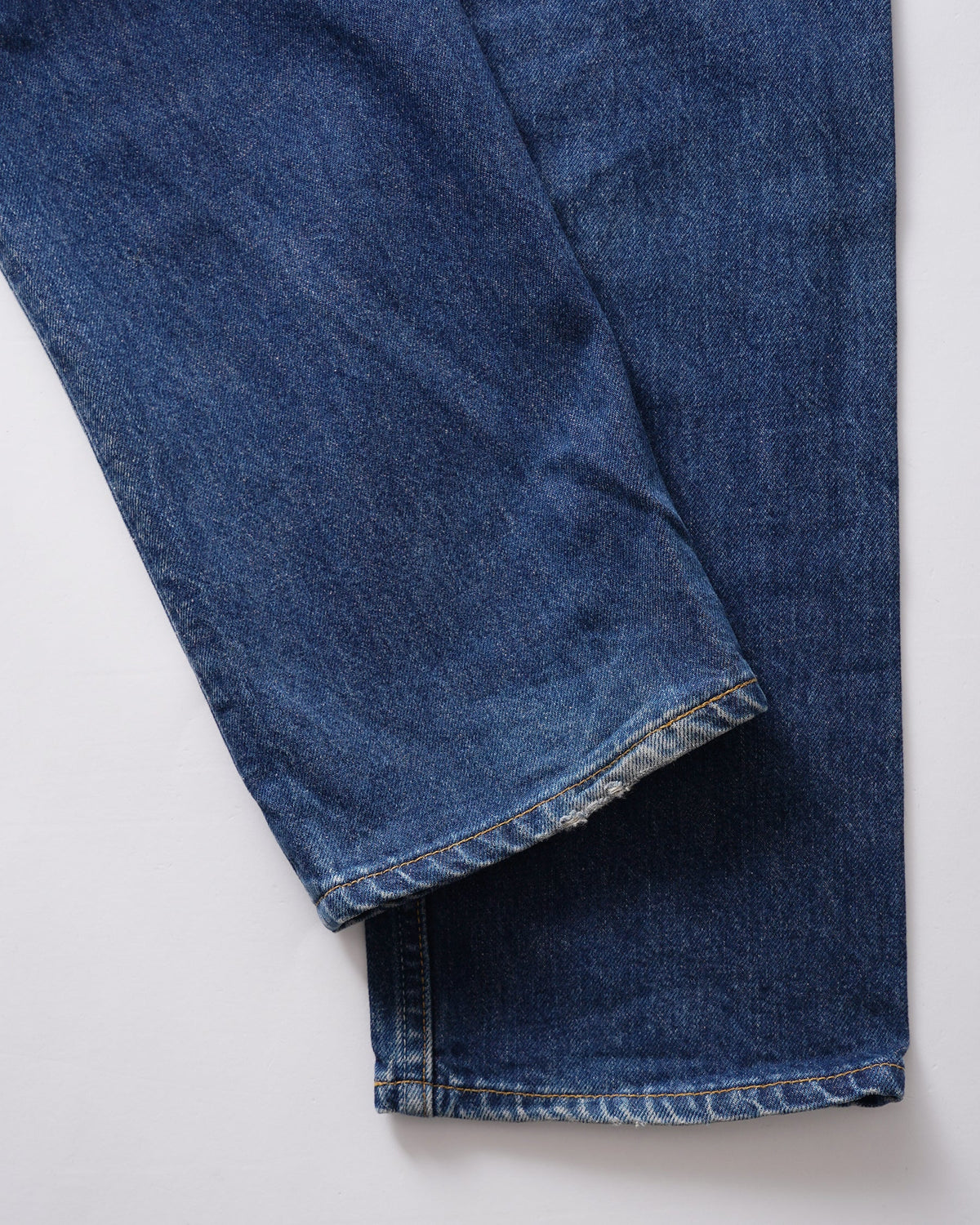 501 Straight Fit Denim Pants / size: 28